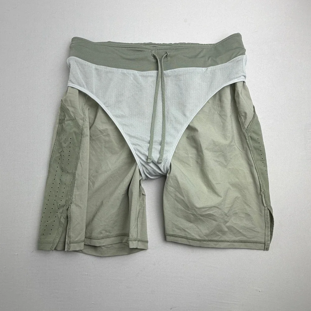 Under Armour Speedpocket Shorts Womens M Green Excellent Running Athletic